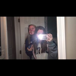 Meet your Posher, Paige